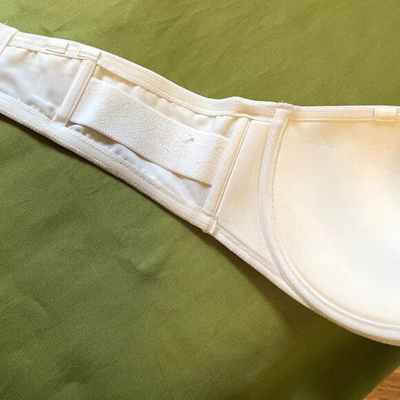 Torrid White Bombshell Everyday Strapless Push-Up Bra 40DD NO STRAPS - Picture 5 of 5